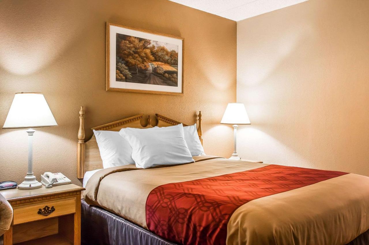 Econo Lodge Inn&Suites Huntsville Extérieur photo