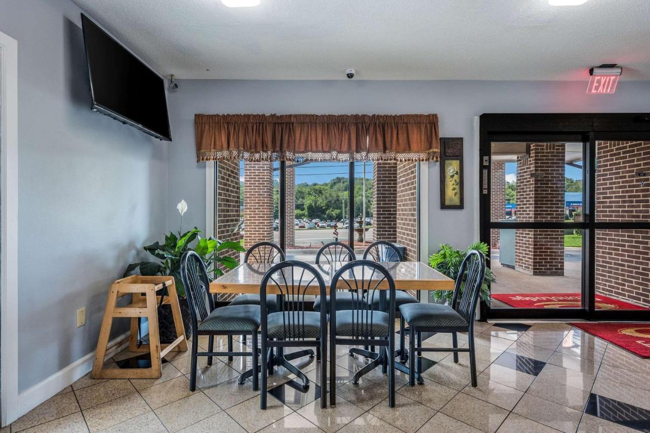 Econo Lodge Inn&Suites Huntsville Extérieur photo