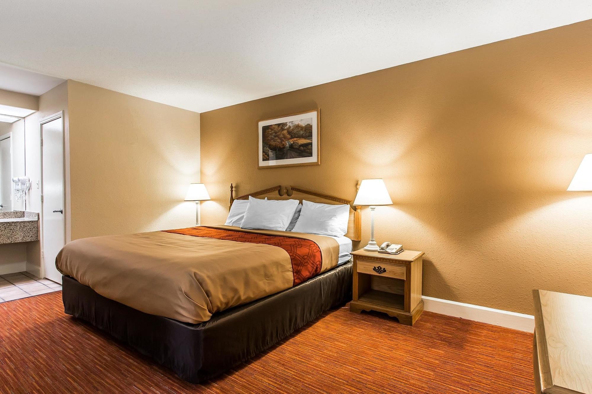 Econo Lodge Inn&Suites Huntsville Extérieur photo
