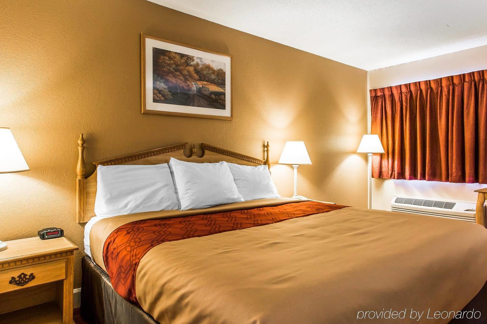 Econo Lodge Inn&Suites Huntsville Extérieur photo