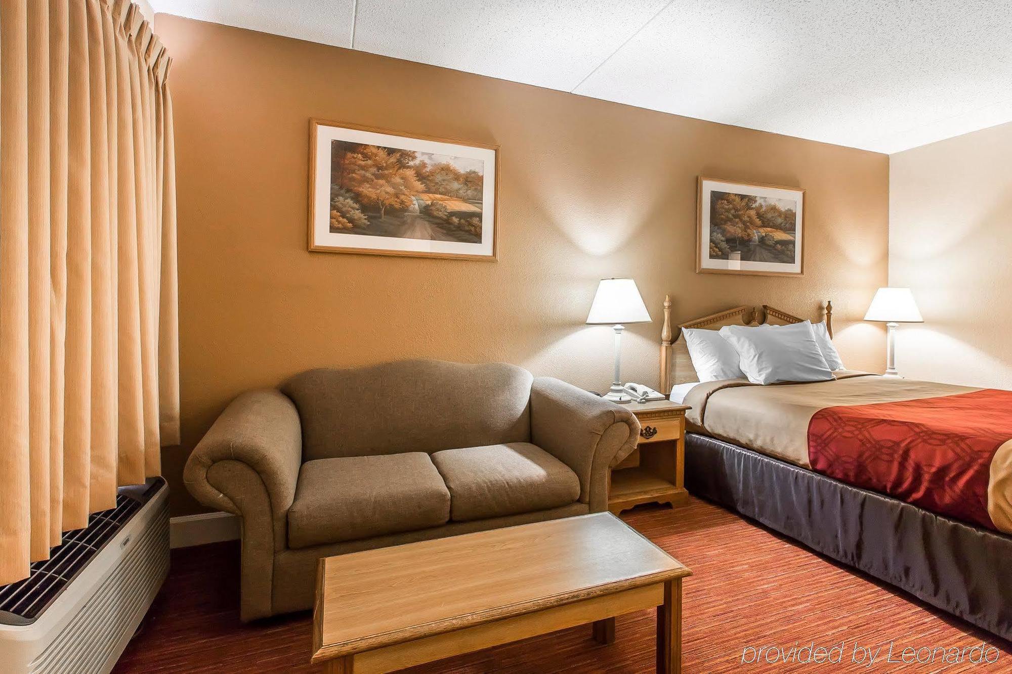 Econo Lodge Inn&Suites Huntsville Extérieur photo